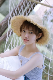 美丽姑娘免费观看在线观看高清版